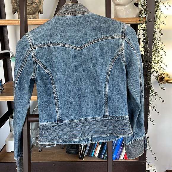 SHANGHAI TANG Embroidered Denim Jacket US2 fits as XS - Picture 4 of 9